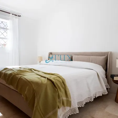 Casa Frangipani Апартаменты *