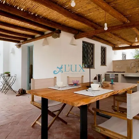 Casa Frangipani *